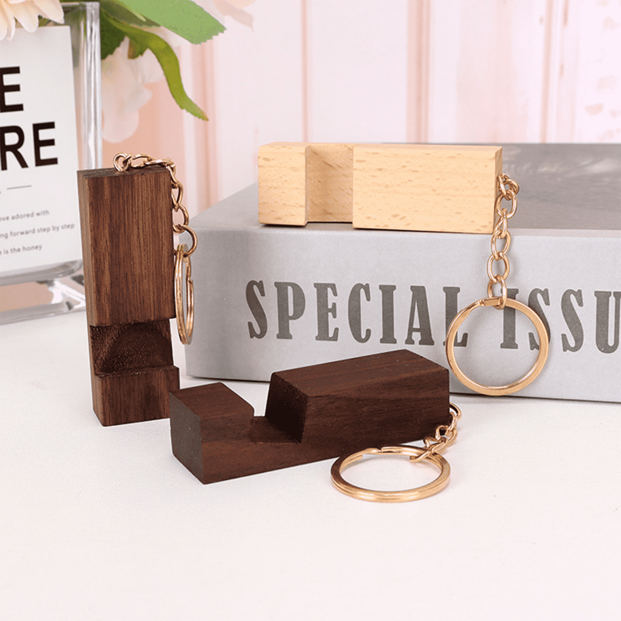Environmentally Friendly Wooden Mobile Phone Holder Keychain 2