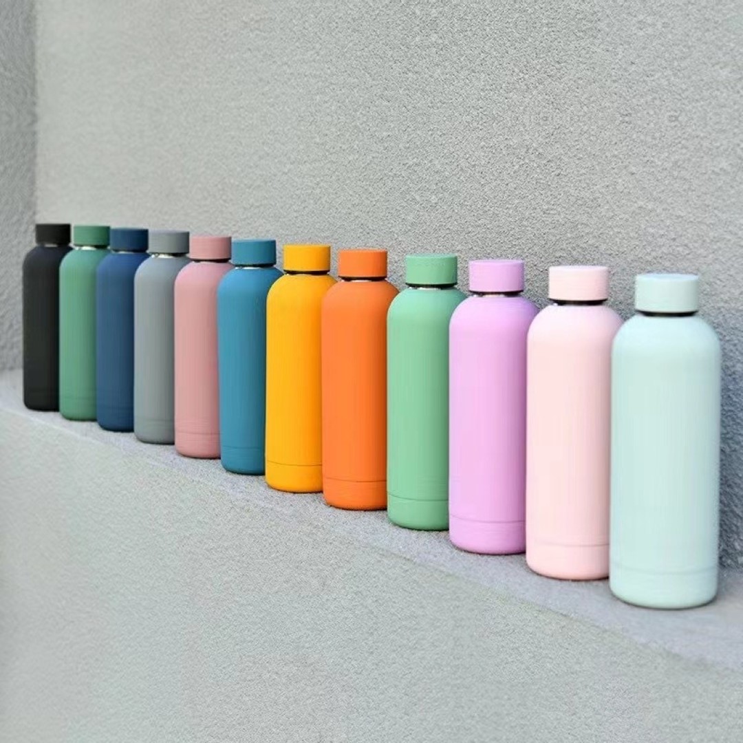 Silicone cover for water bottle 2
