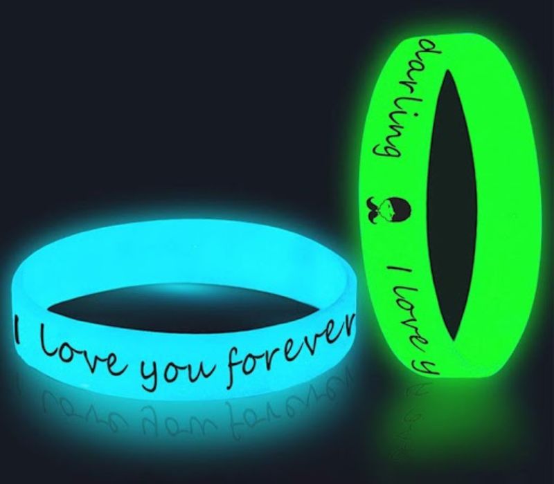 1/2 inch Glow In The Dark Silicone Wristband 1