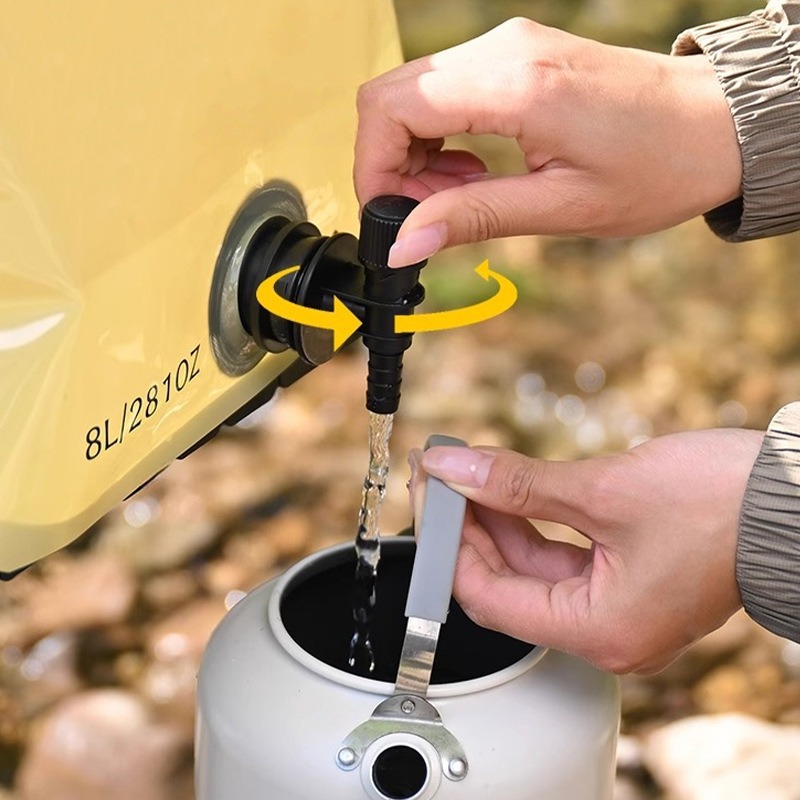 Large Capacity Foldable Water Bag With Switch 2