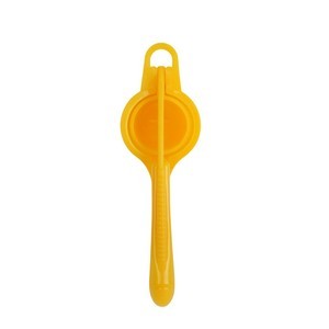 Easy Squeeze Manual Plastic Juicer 6