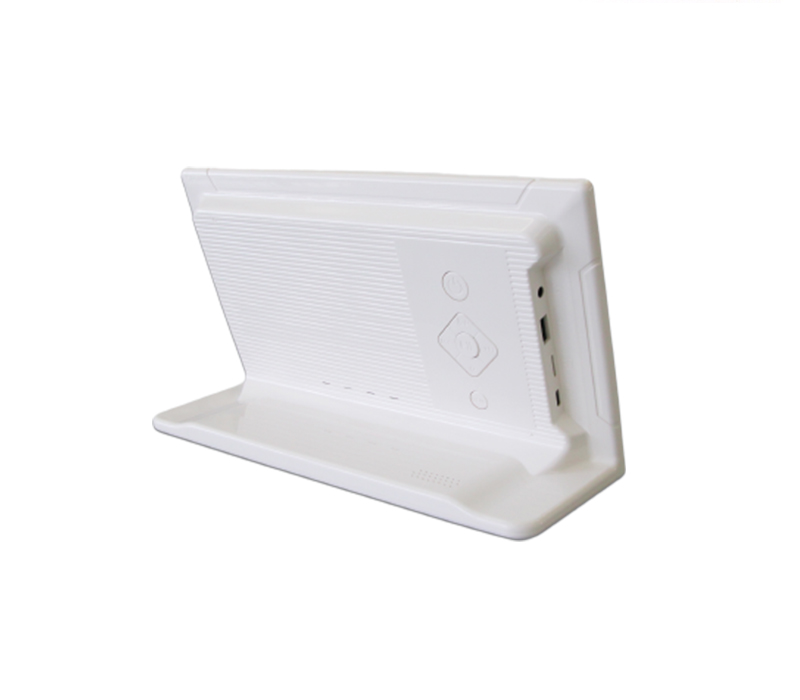 7 inch Digital Photo Frame with Wireless Charger 2