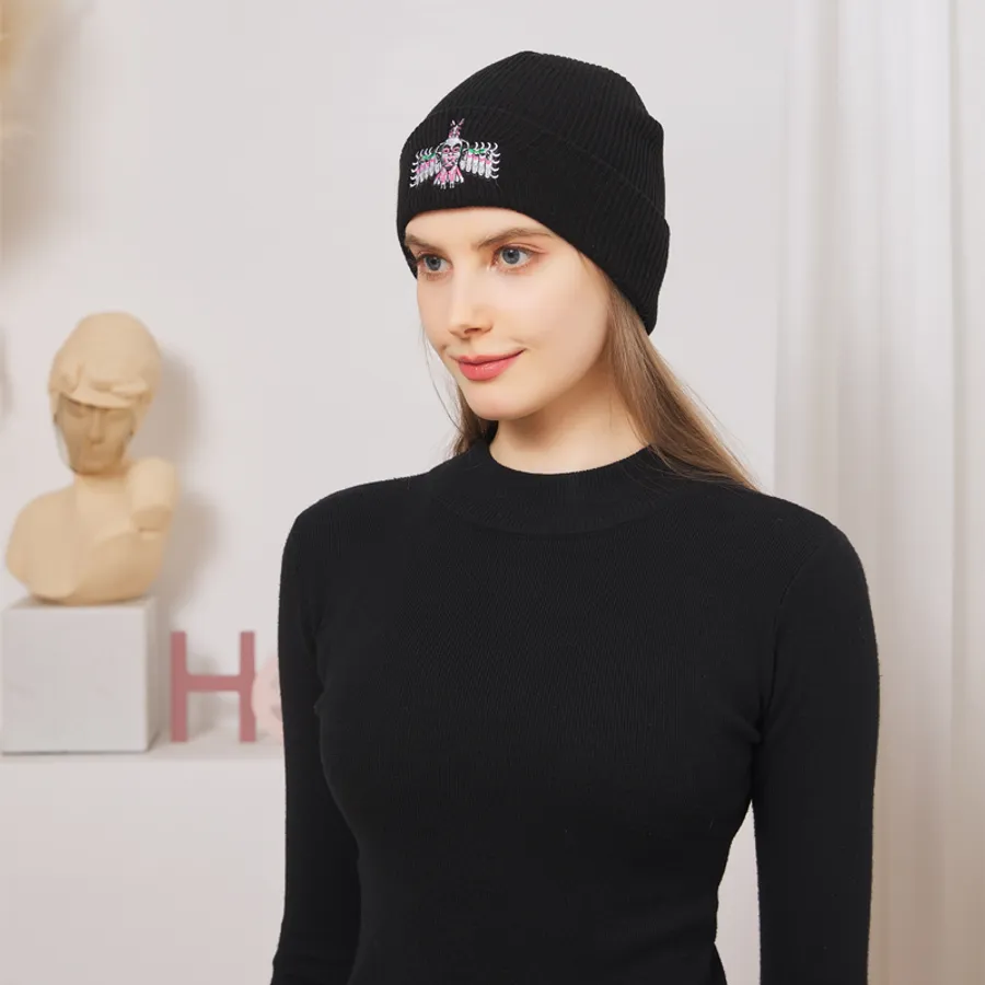 Soft Acrylic Fiber Beanies 24