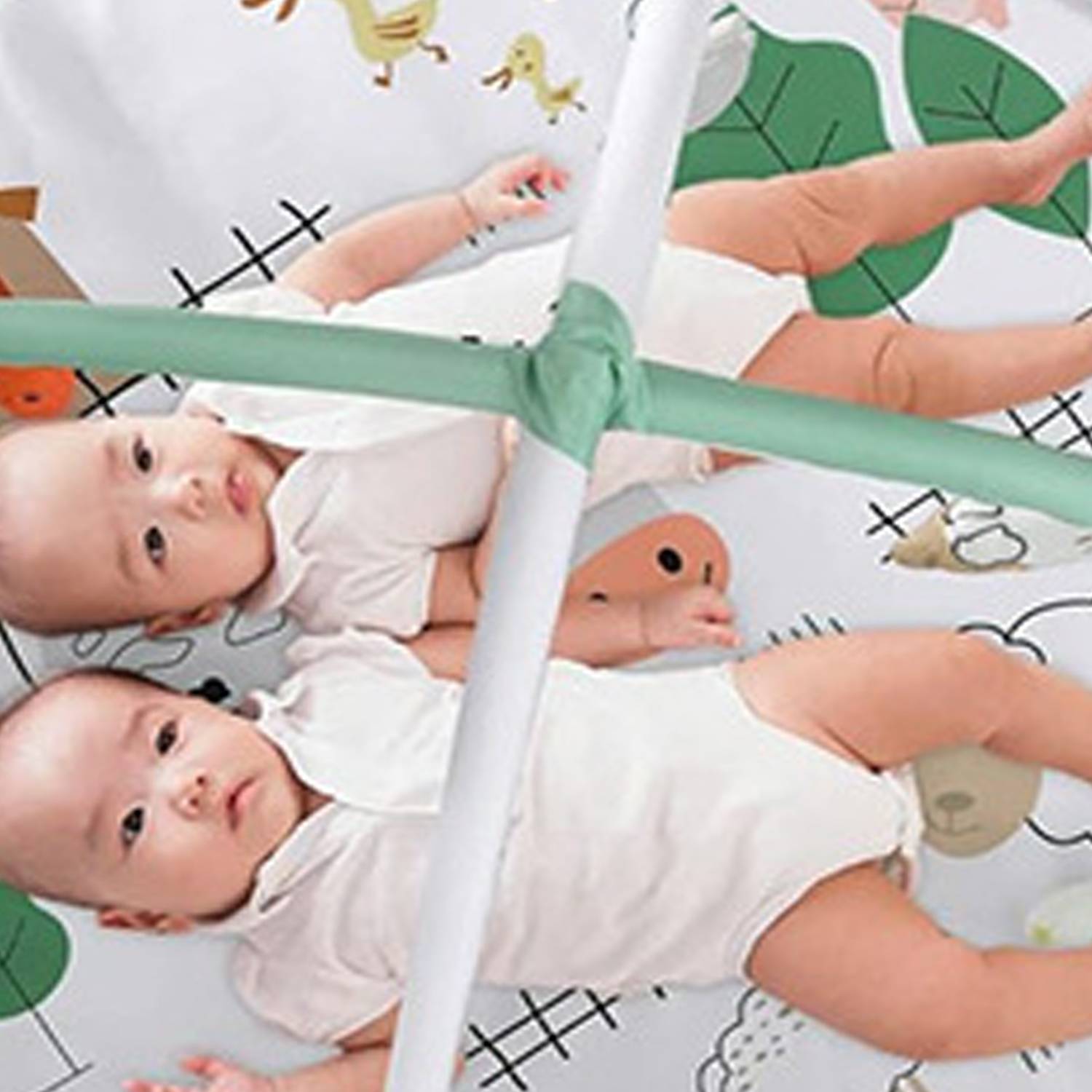 Stage-based Baby Play Gym 2