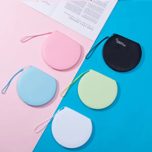 Portable Mask Storage Bag 4