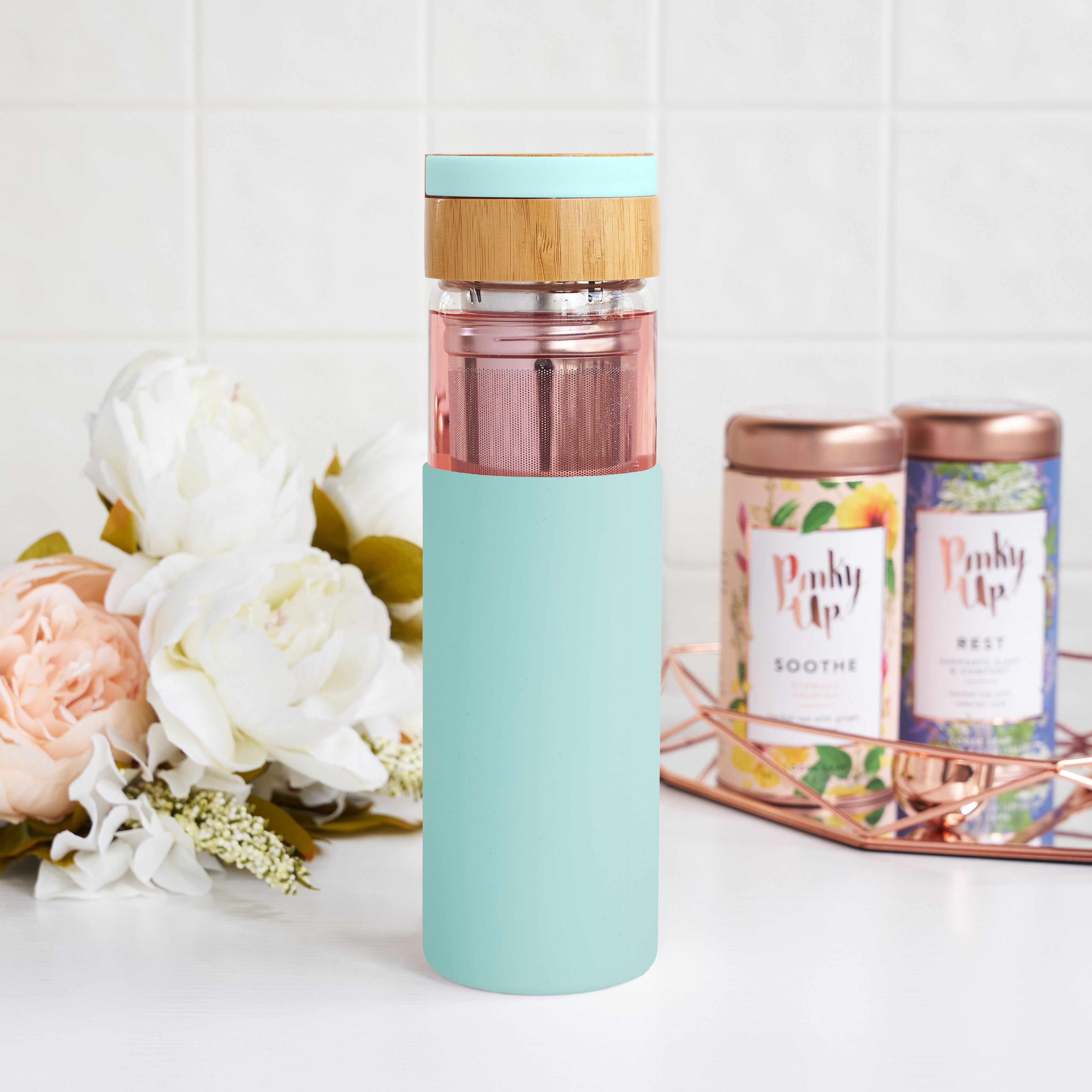 Pinky Up® Dana Glass Travel Tea Mug 9