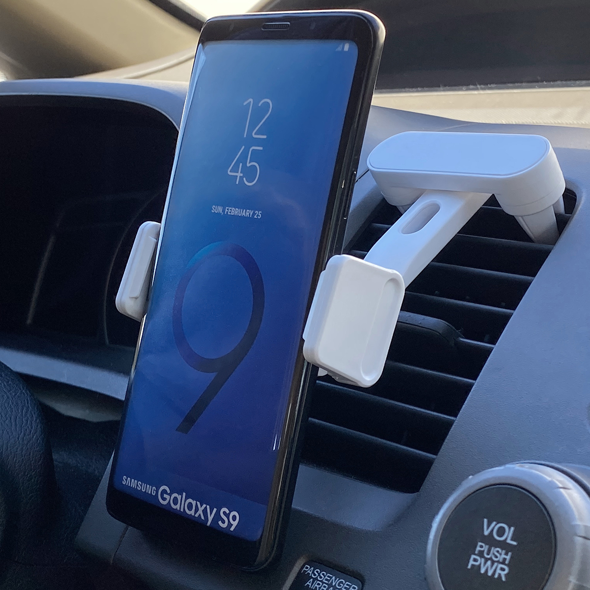 Rotator Auto Vent Phone Holder 2
