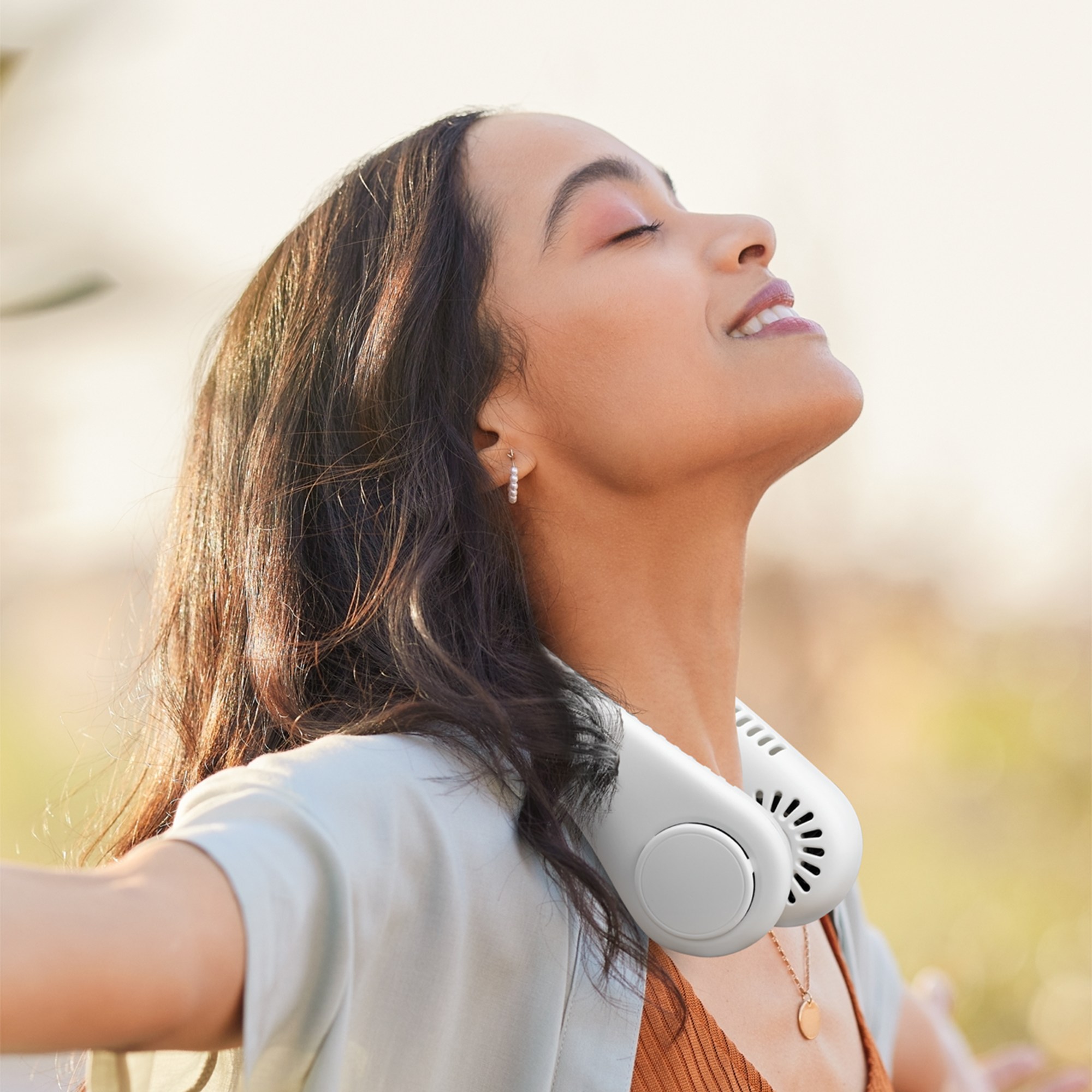 iLive™ GPX Portable Neck Fan 14