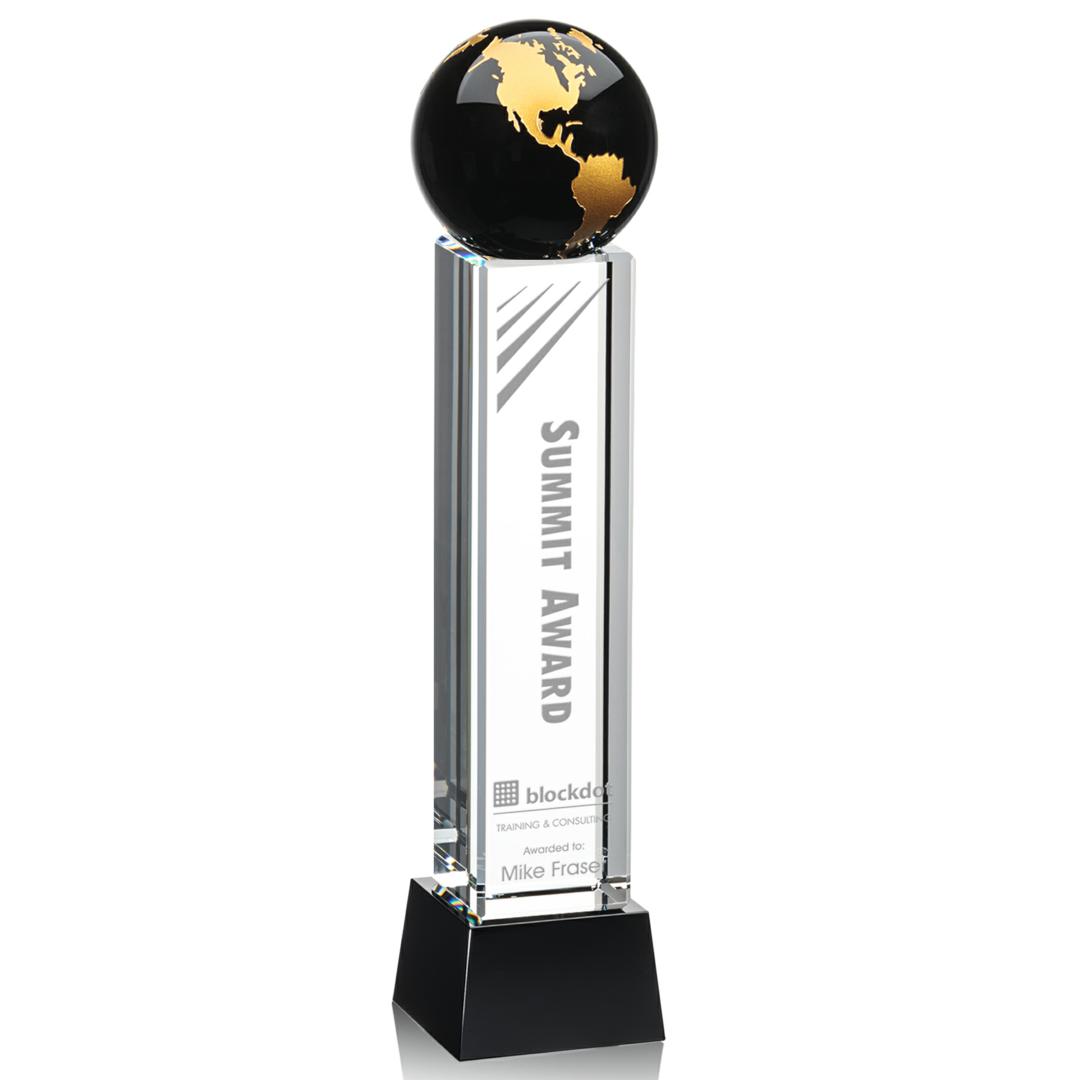 Luz Globe Award on Base - Black/Gold 5