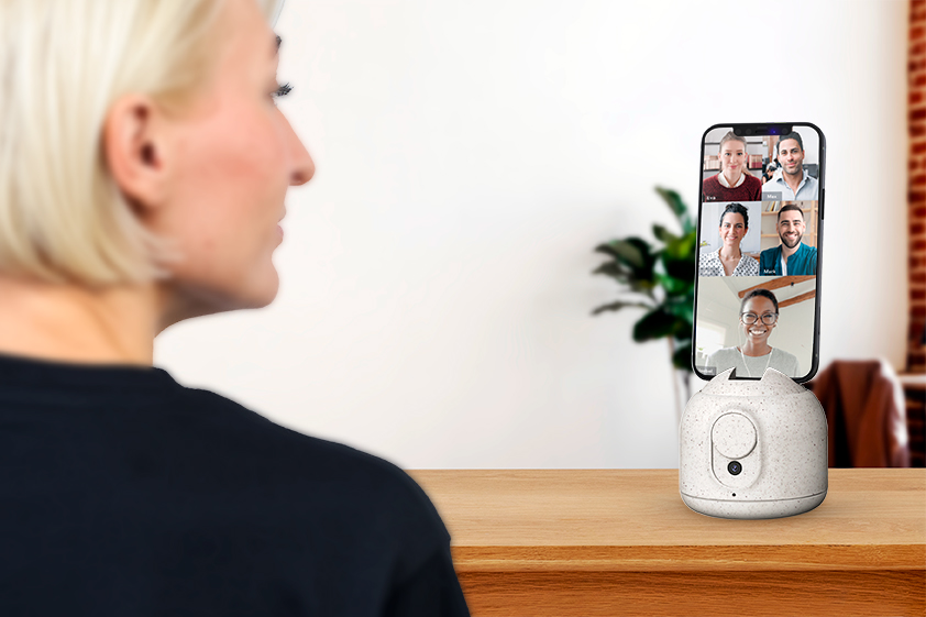 360° Motion Tracking Selfie Holder 2