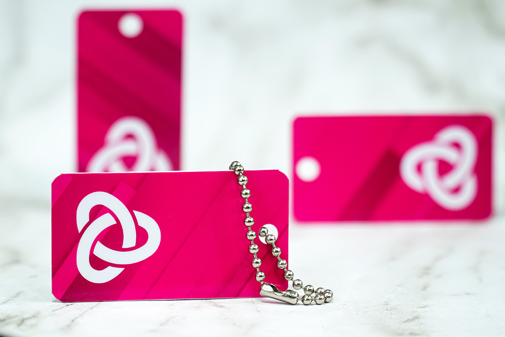 Plastic Snap Cards 4