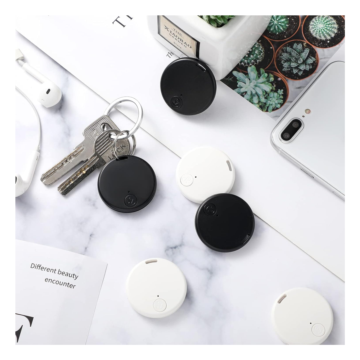 Delicate And Usful Bluetooth Tracker w/ GPS Tracking 4