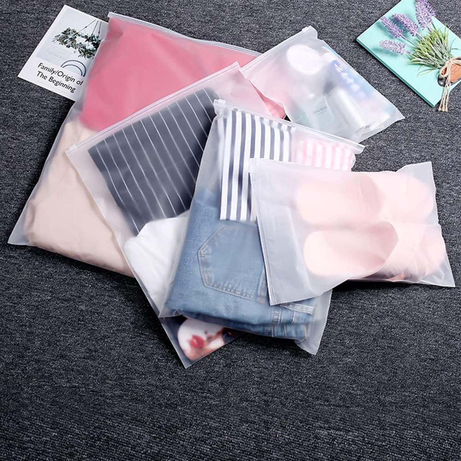 Eco friendly Zipper Resealable Clothes Packaging Bag 4