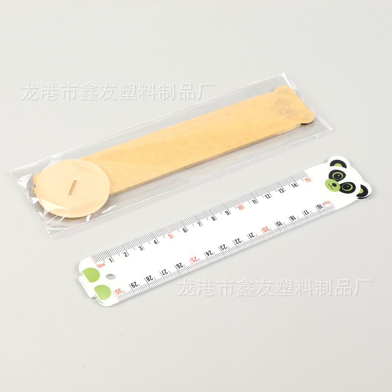 The acylic ruler is made of good quality plastic 2