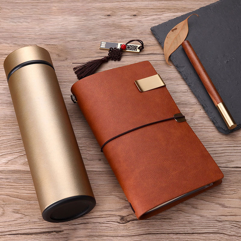 Integrated Design 4-Piece Office Gift Set 8