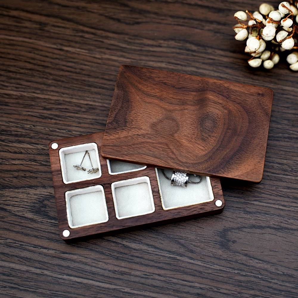 Vintage Jewelry Box 8