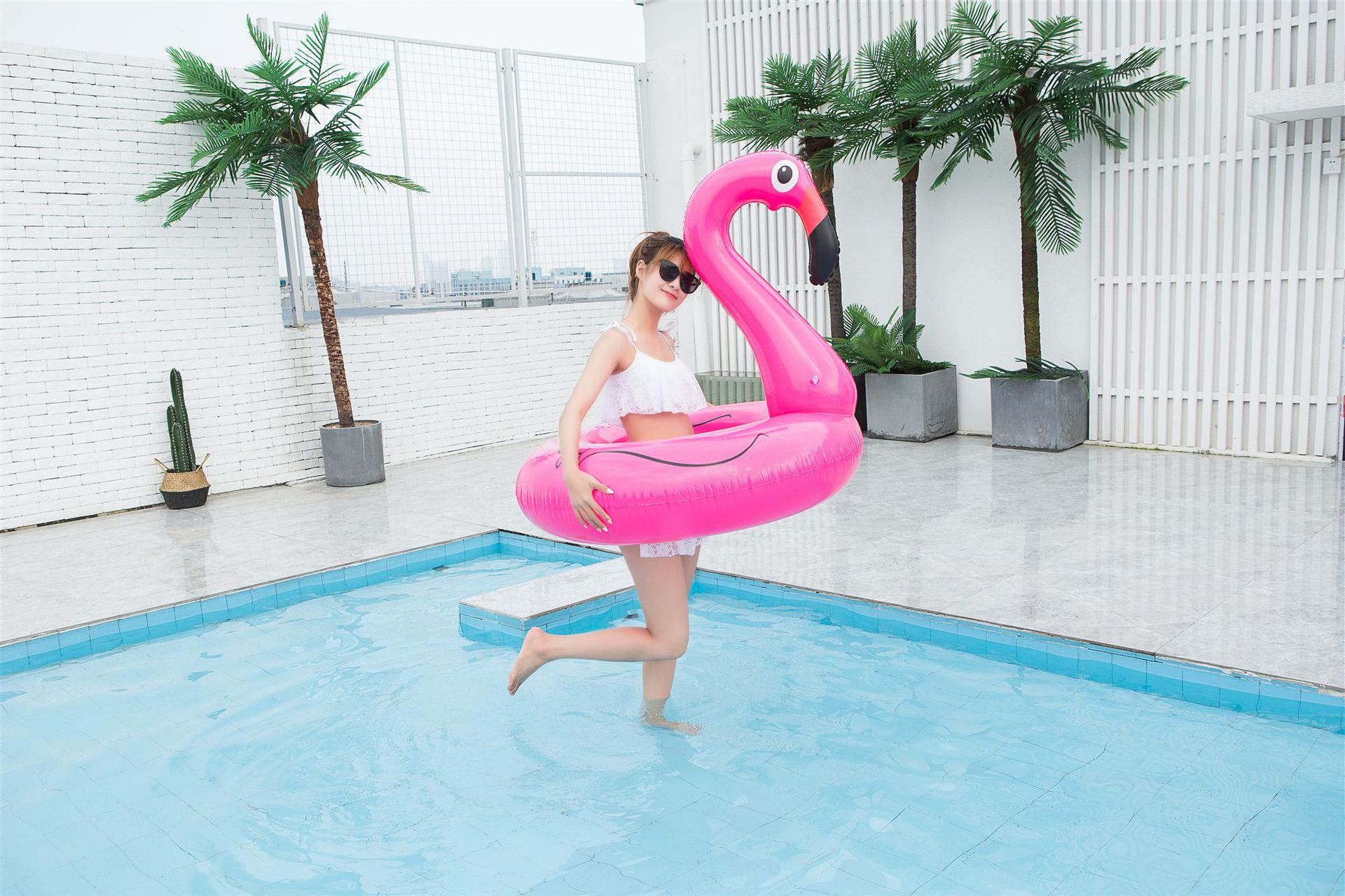 Inflatable Pool Float Tubes with Unicorn and Flamingo design 20