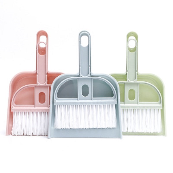 Mini Broom and Dustpan Set 7