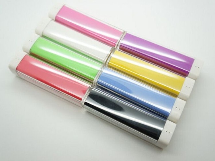 2200 mAh Lipstick Power Bank 2