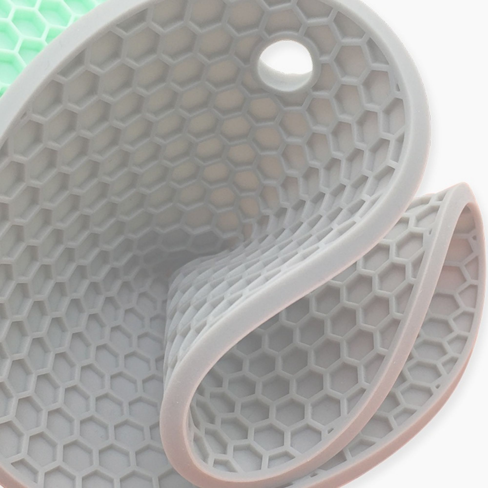 Silicone Pad for Hot Dishes 4