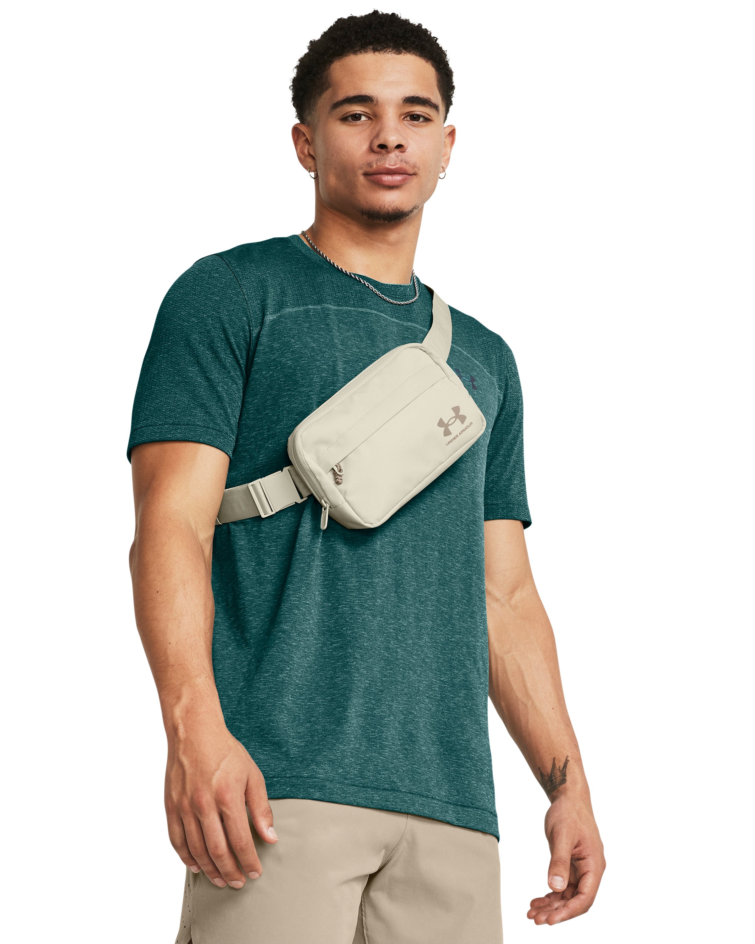 UA Essential Waist Bag Crossbody 13