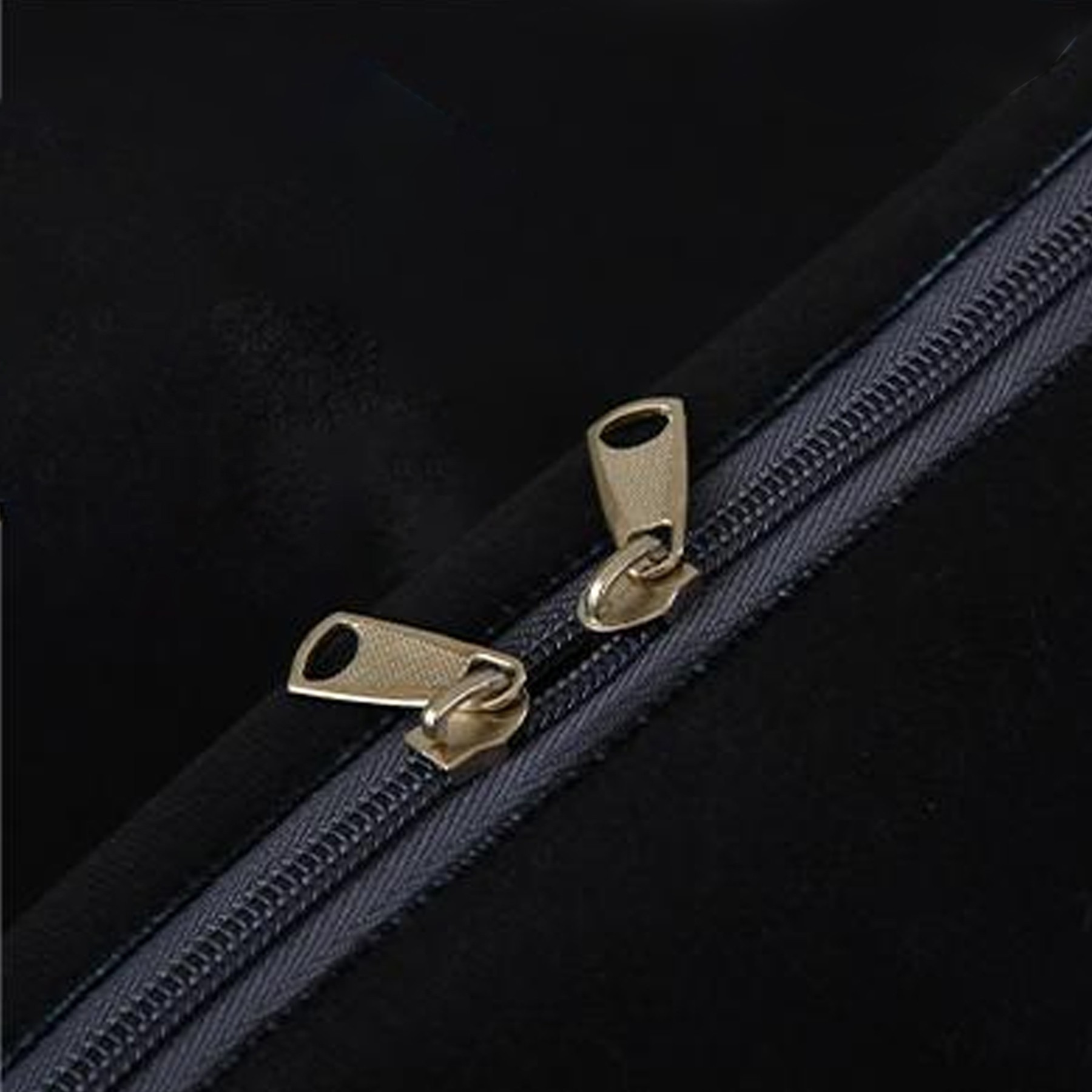 2-In-1 Dual-Purpose Car Pillow Blanket 3