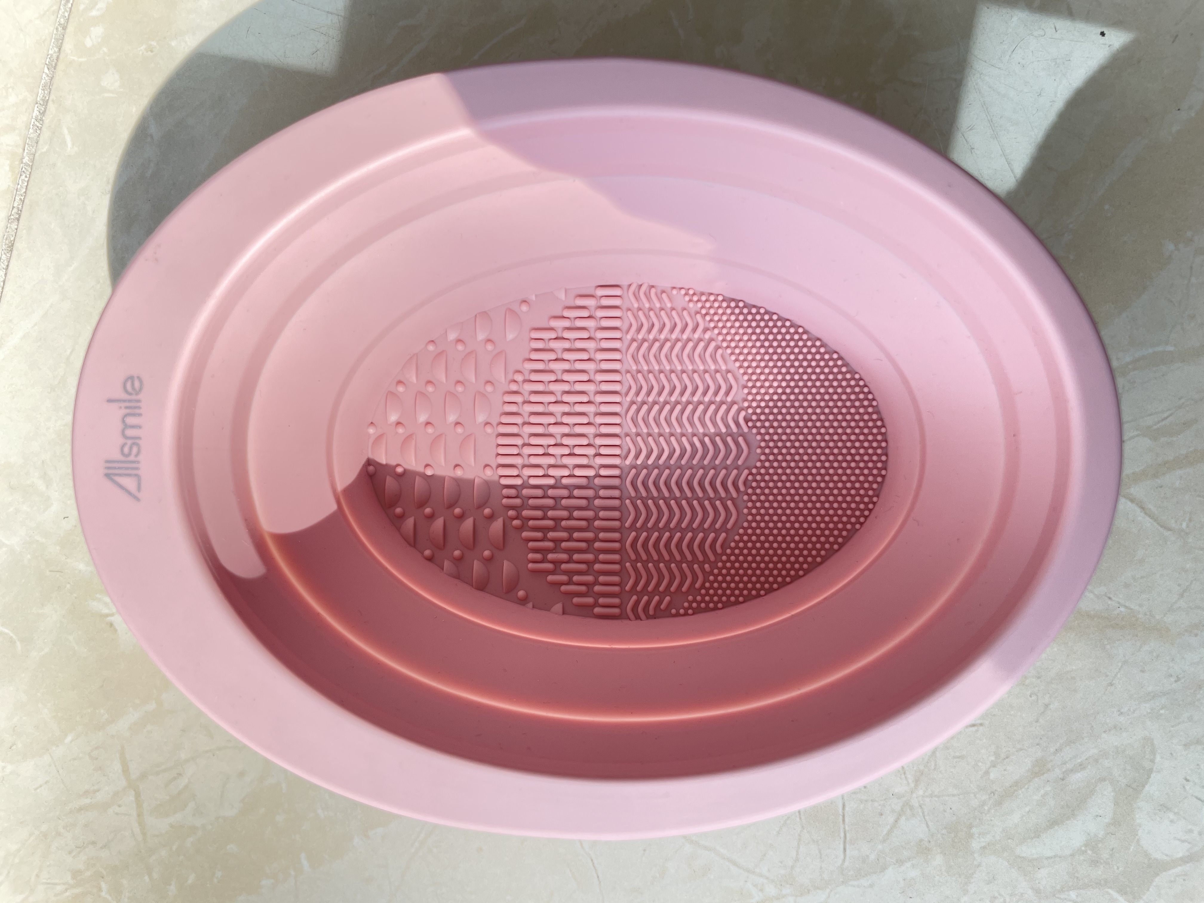 Foldable Makeup Brush Cleaner Cleaning Bowl--Round Shape 5