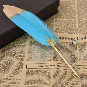 Pure Color Feather Pen 22