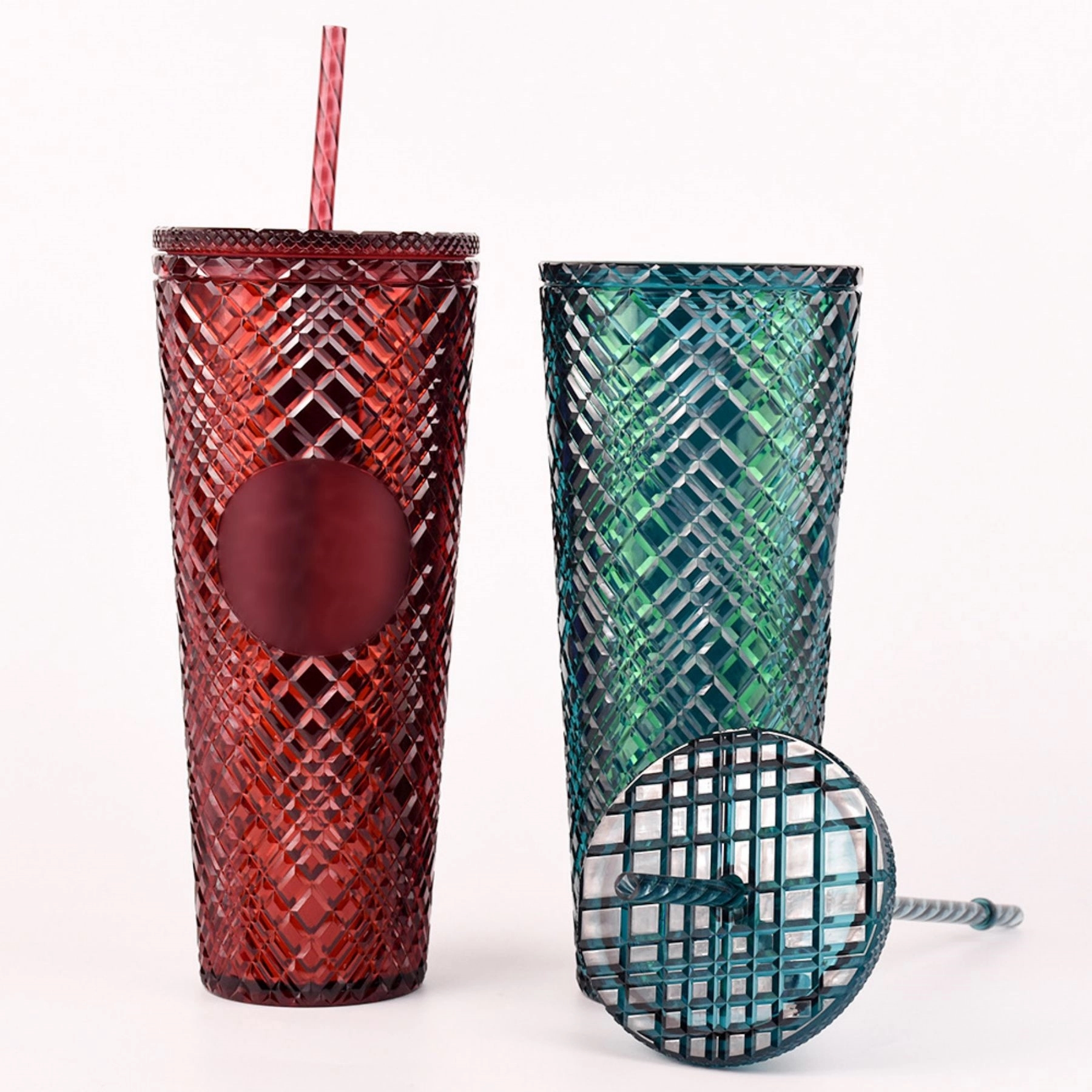 24oz Diamond Plastic Tumbler With Lid and Straw 3