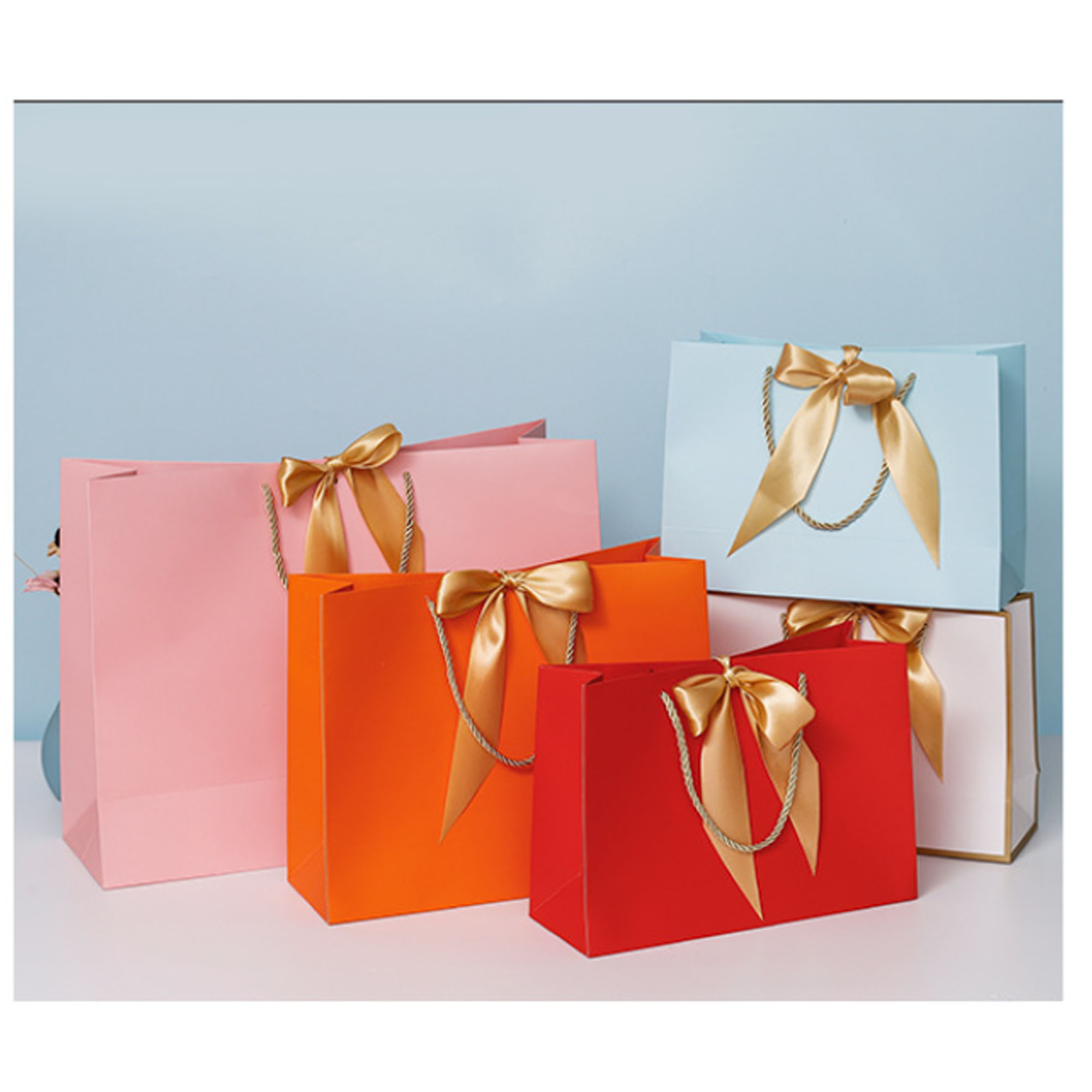 Personalized Bowknot Gift Bags with Custom Logo for Apparel & Cosmetics 2