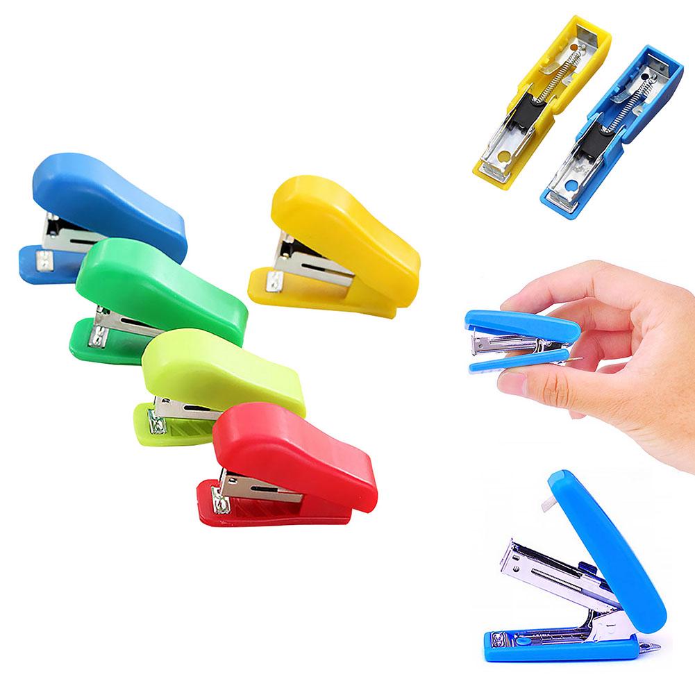 Mini Stapler with Staples 1