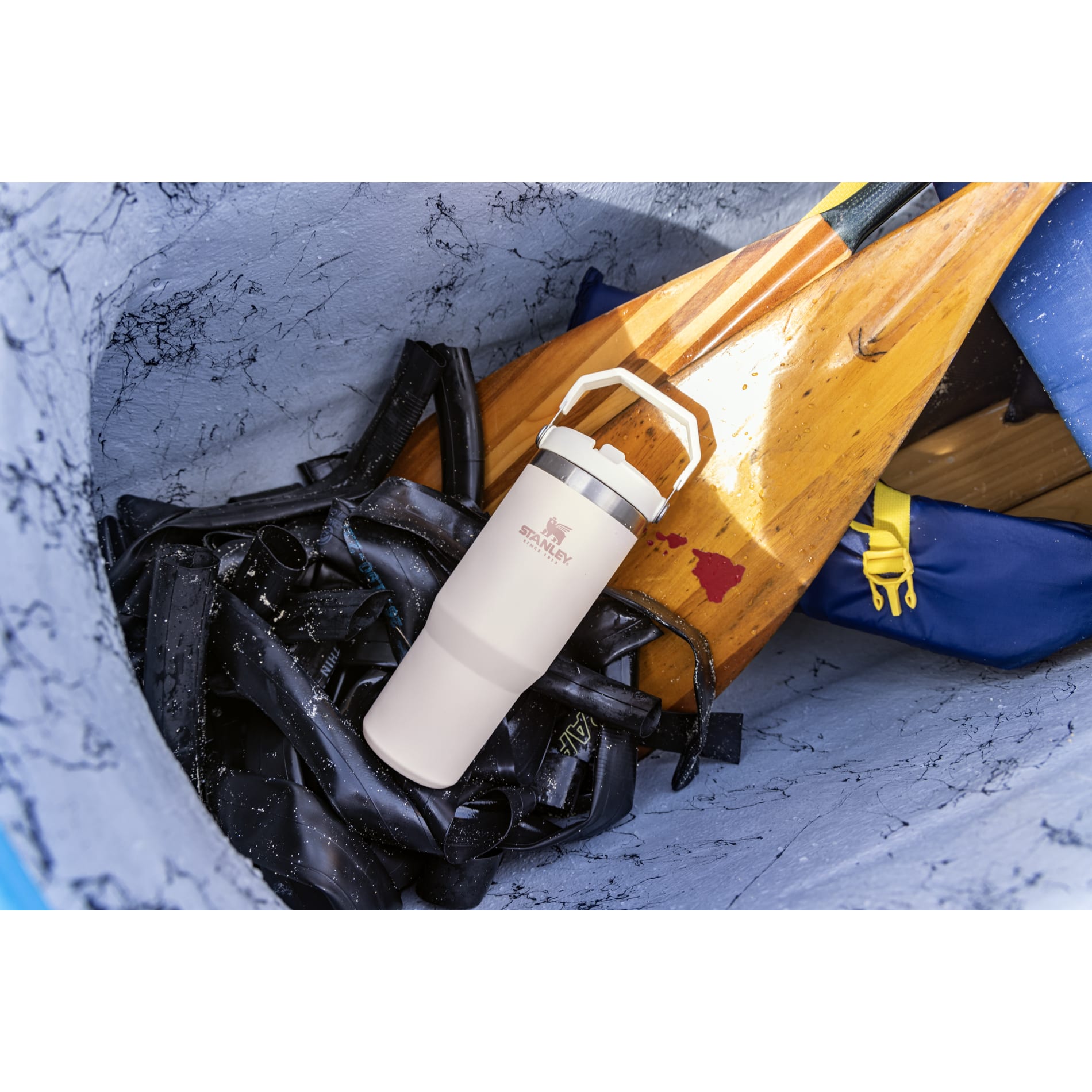 IceFlow Flip Straw Tumbler 30oz