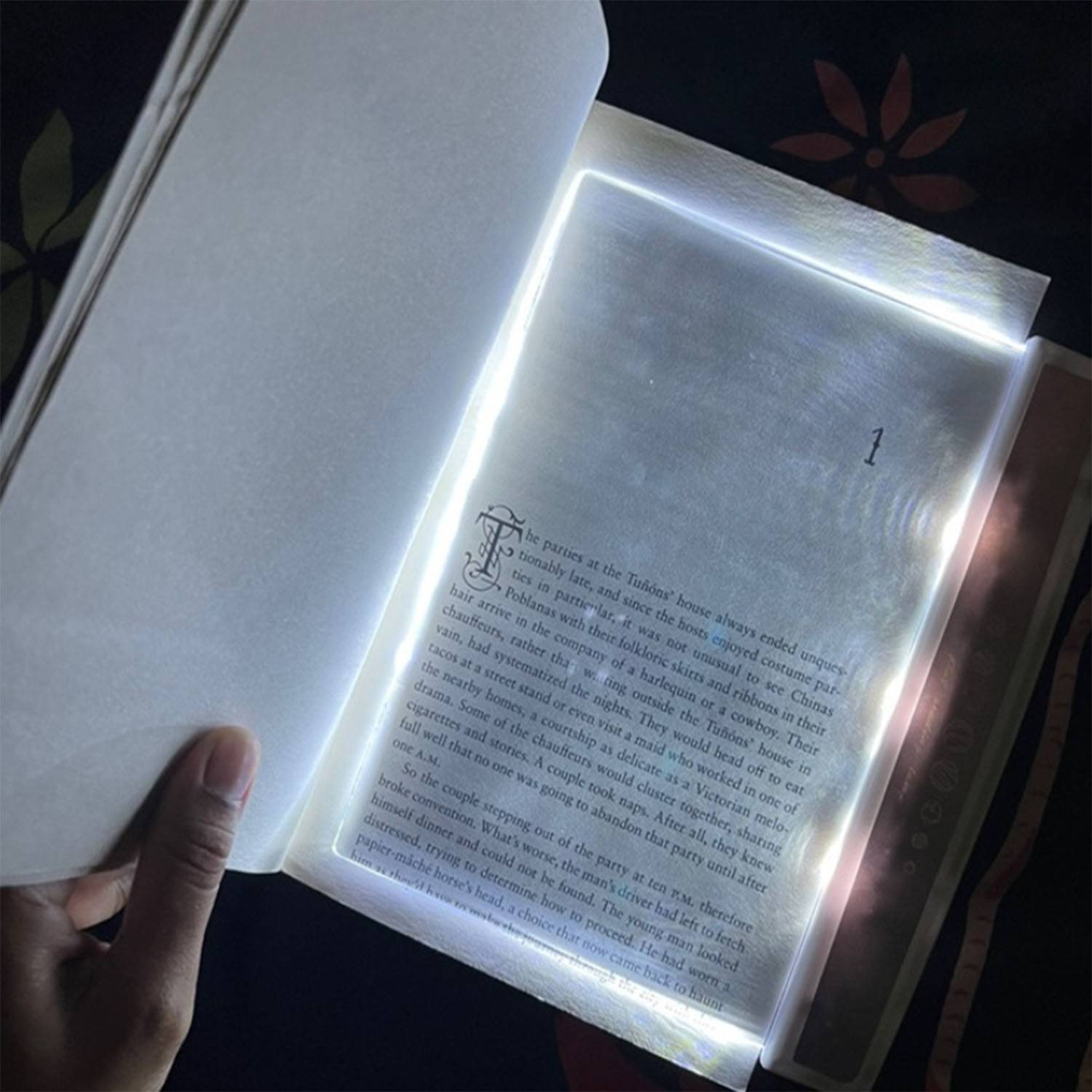 LED Transparent Flat Reading Light 4