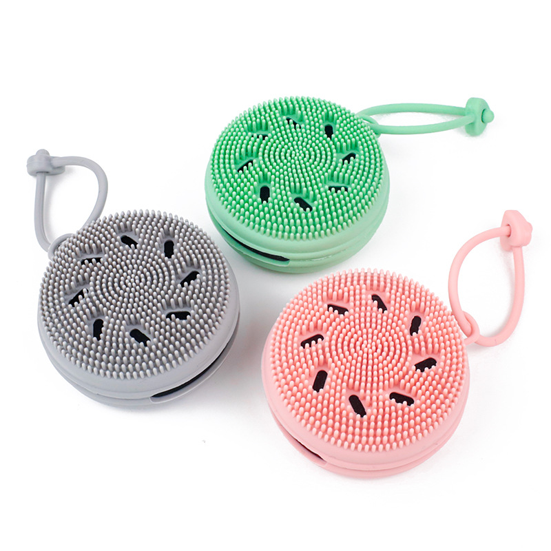 Facial Cleansing Brush 1