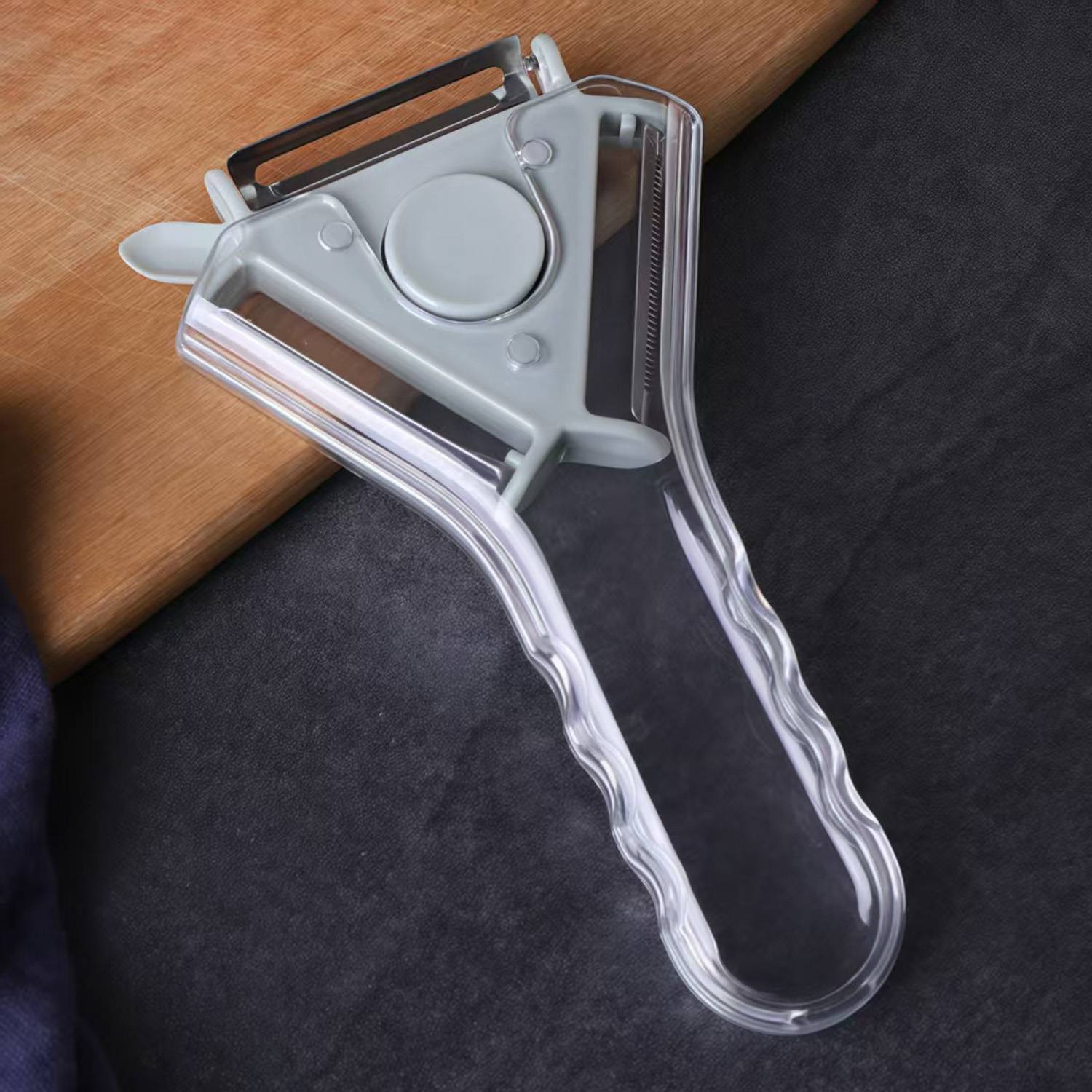 3 in 1 Peeler Slicer Shredder Kitchen Tool 10