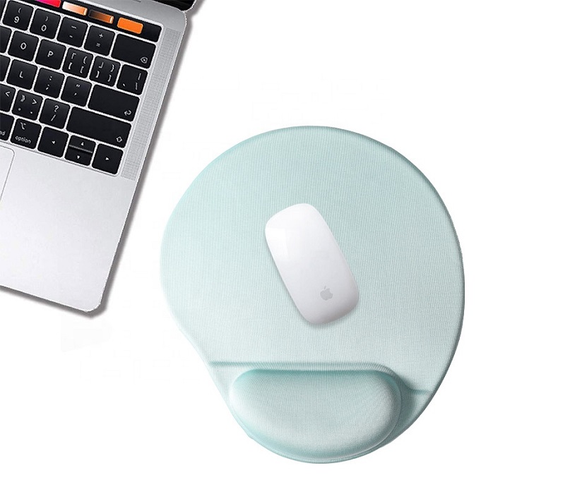 Mouse Pad with Gel Wrist Support 2