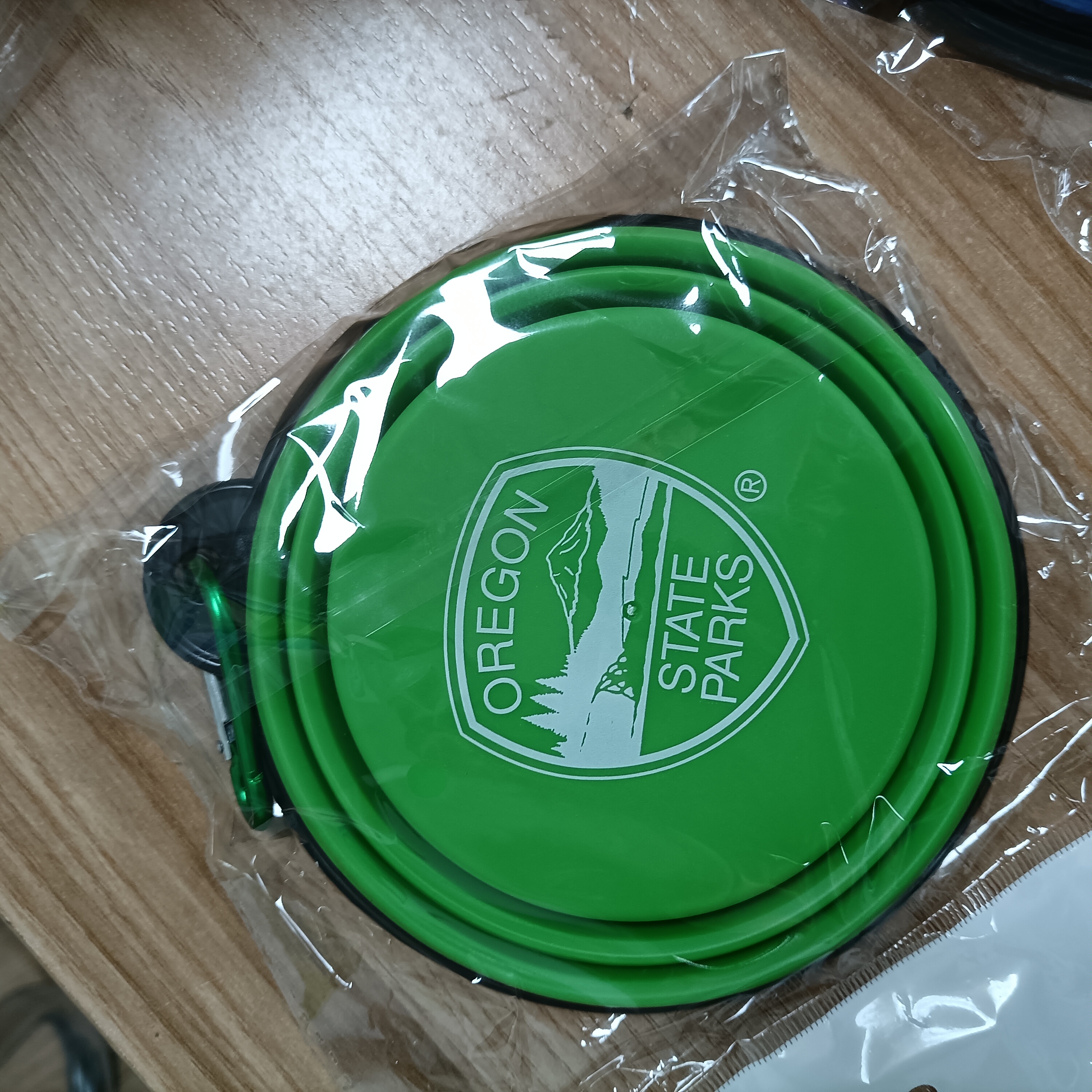 Foldable Pet Bowl 1