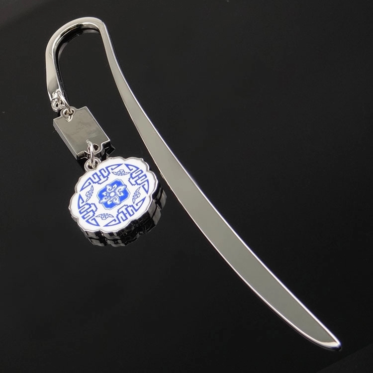 Blue and white porcelain bookmark 2