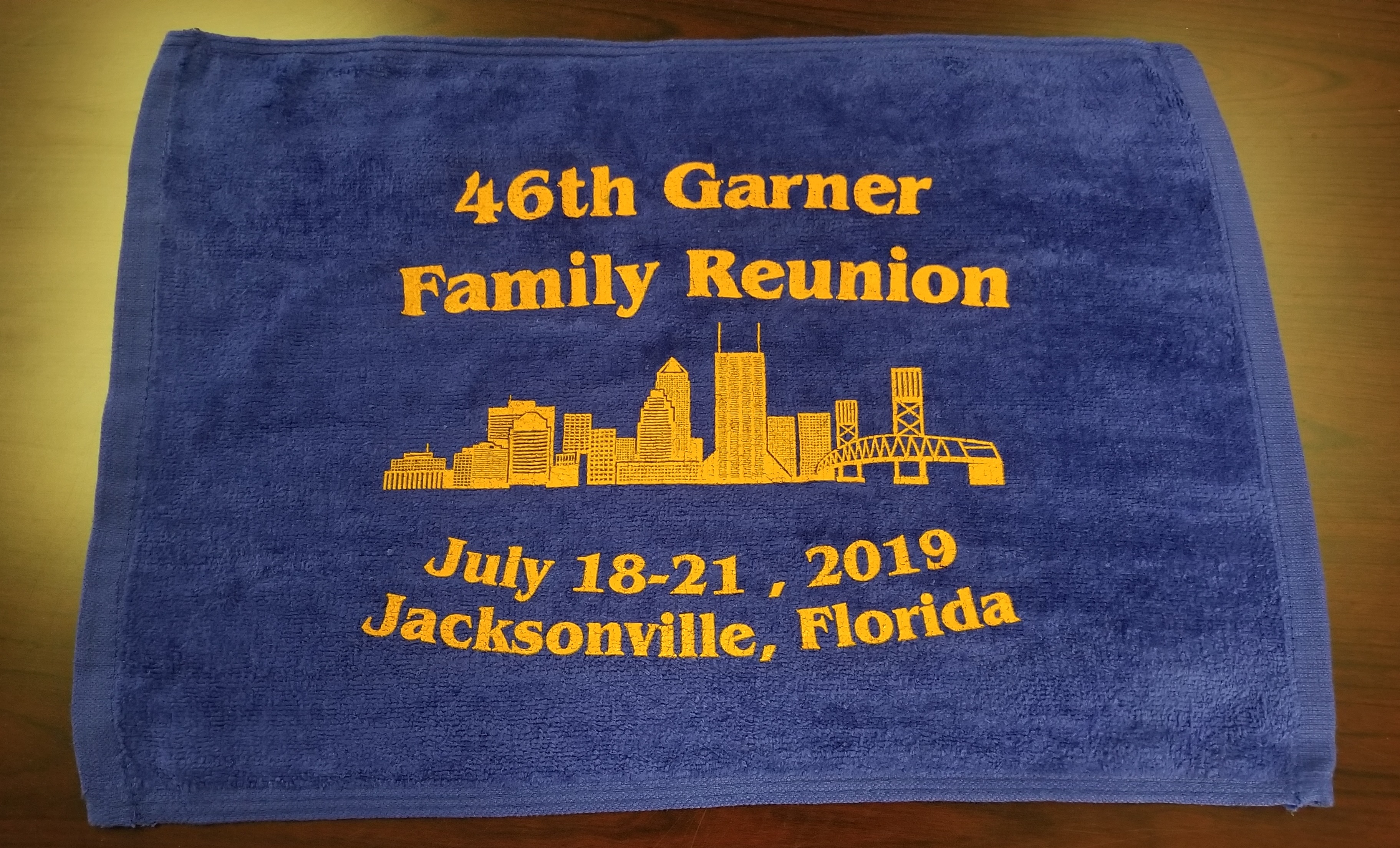 11" x 17" Rally Towel 8