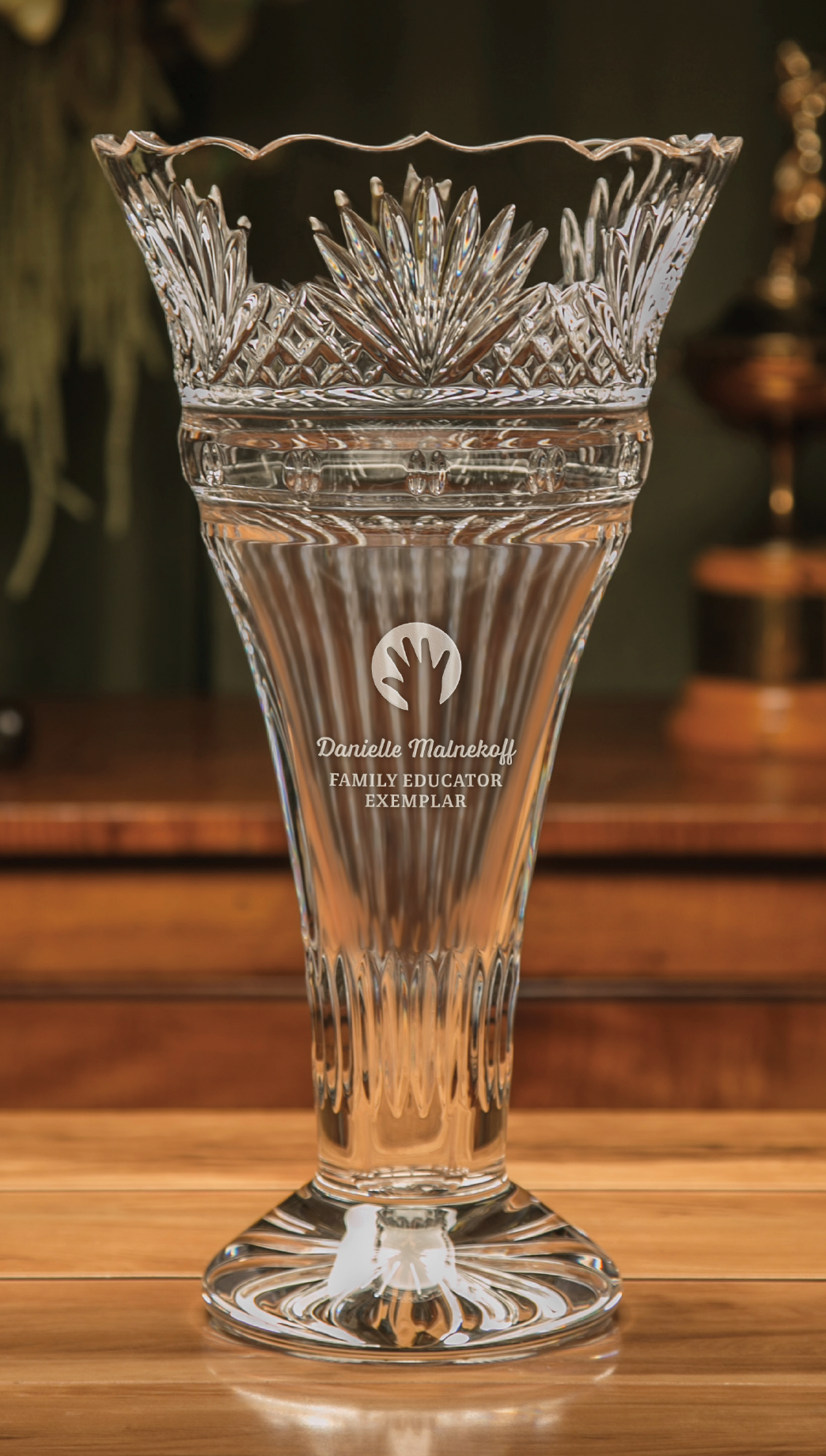 Baronial Trophy Vase 2