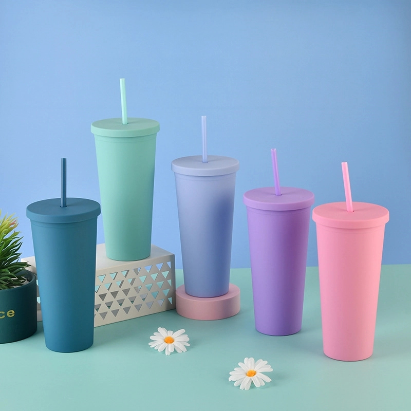Plastic Water Cup with Lids and Straws 14