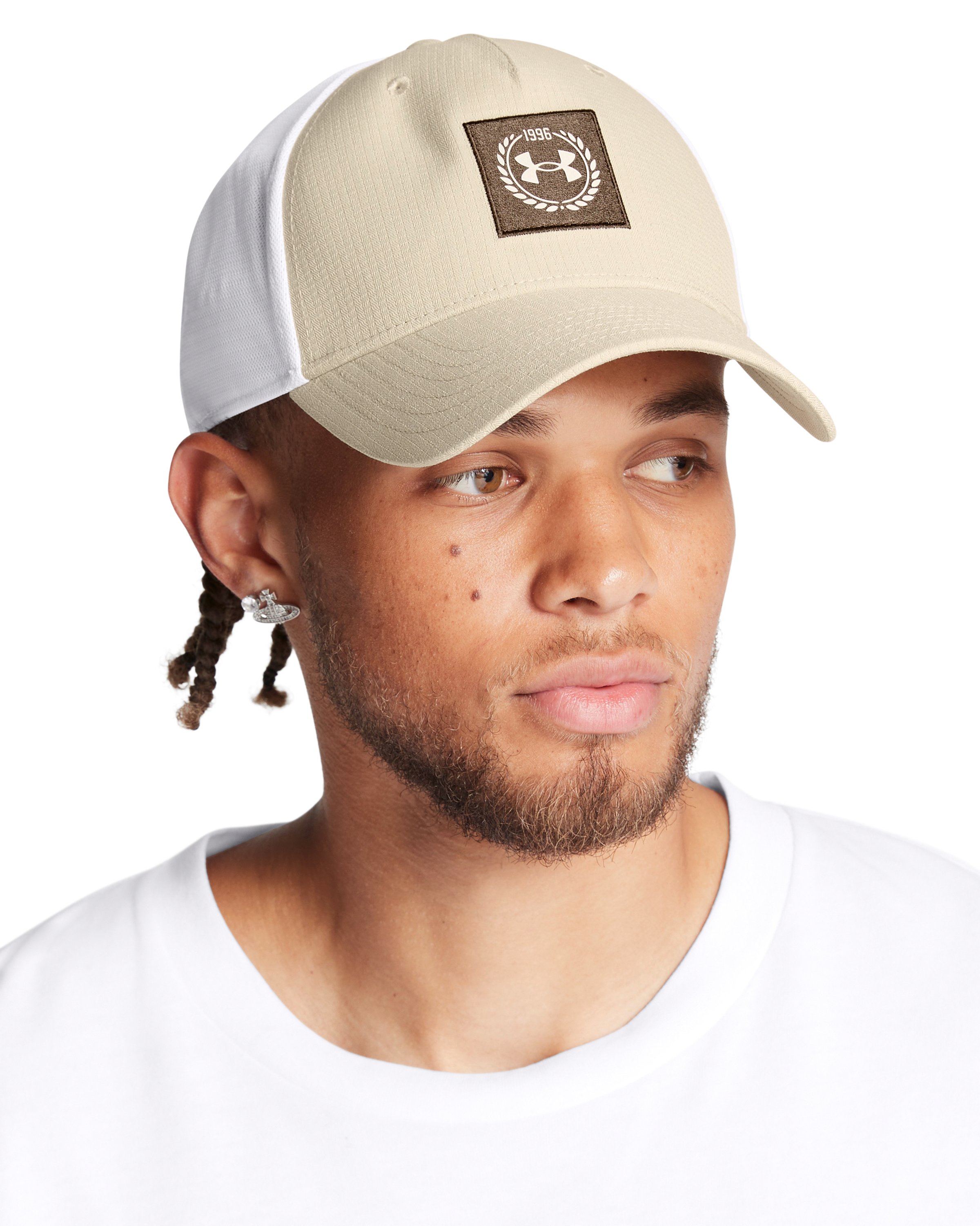 UA Iso-Chill Armourvent Trucker Men's Hat 10