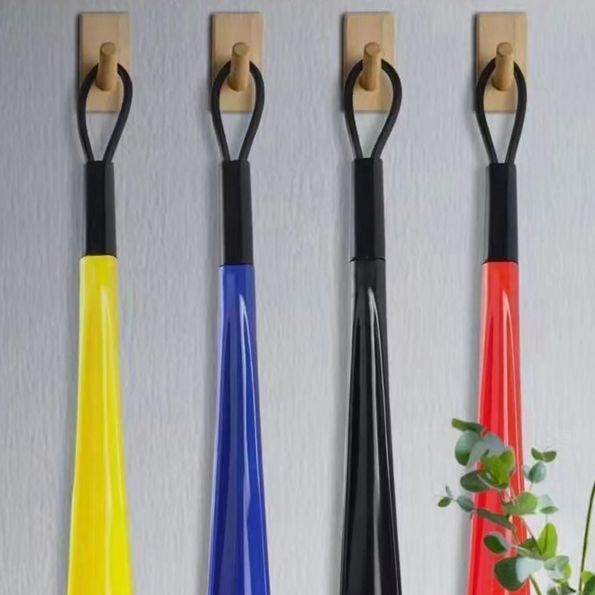 Durable ABS Shoe Horn with Loop 1