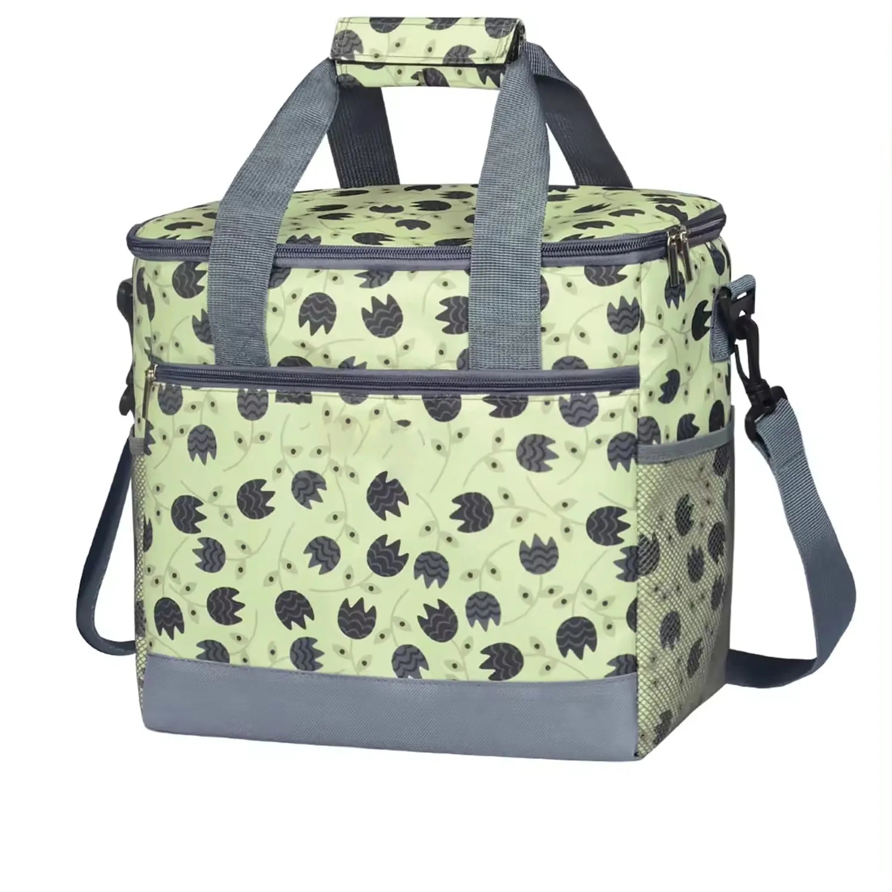 Large Cooler with Insulated Bag 10