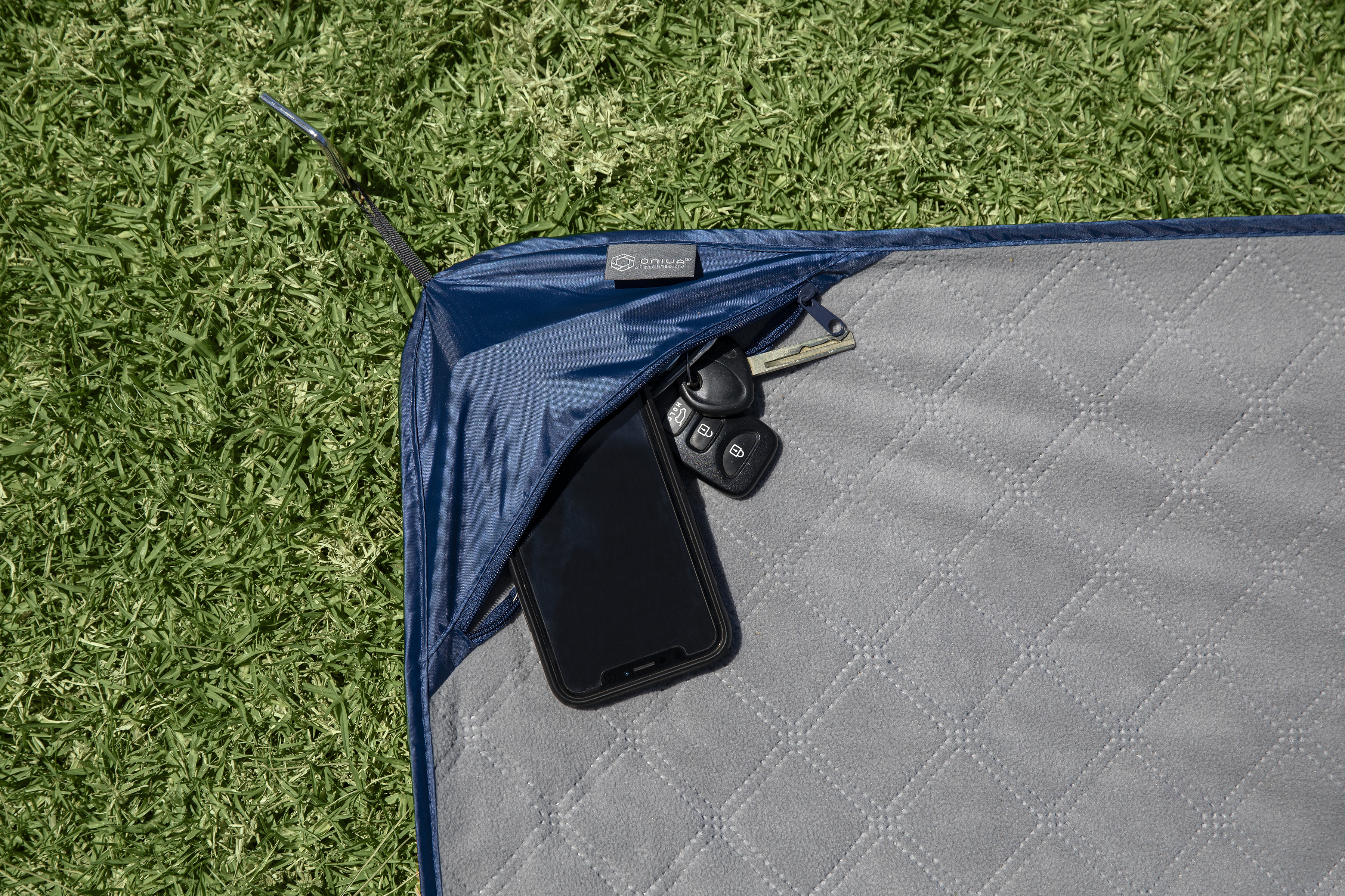 All-Purpose Machine Washable Stadium Blanket 10