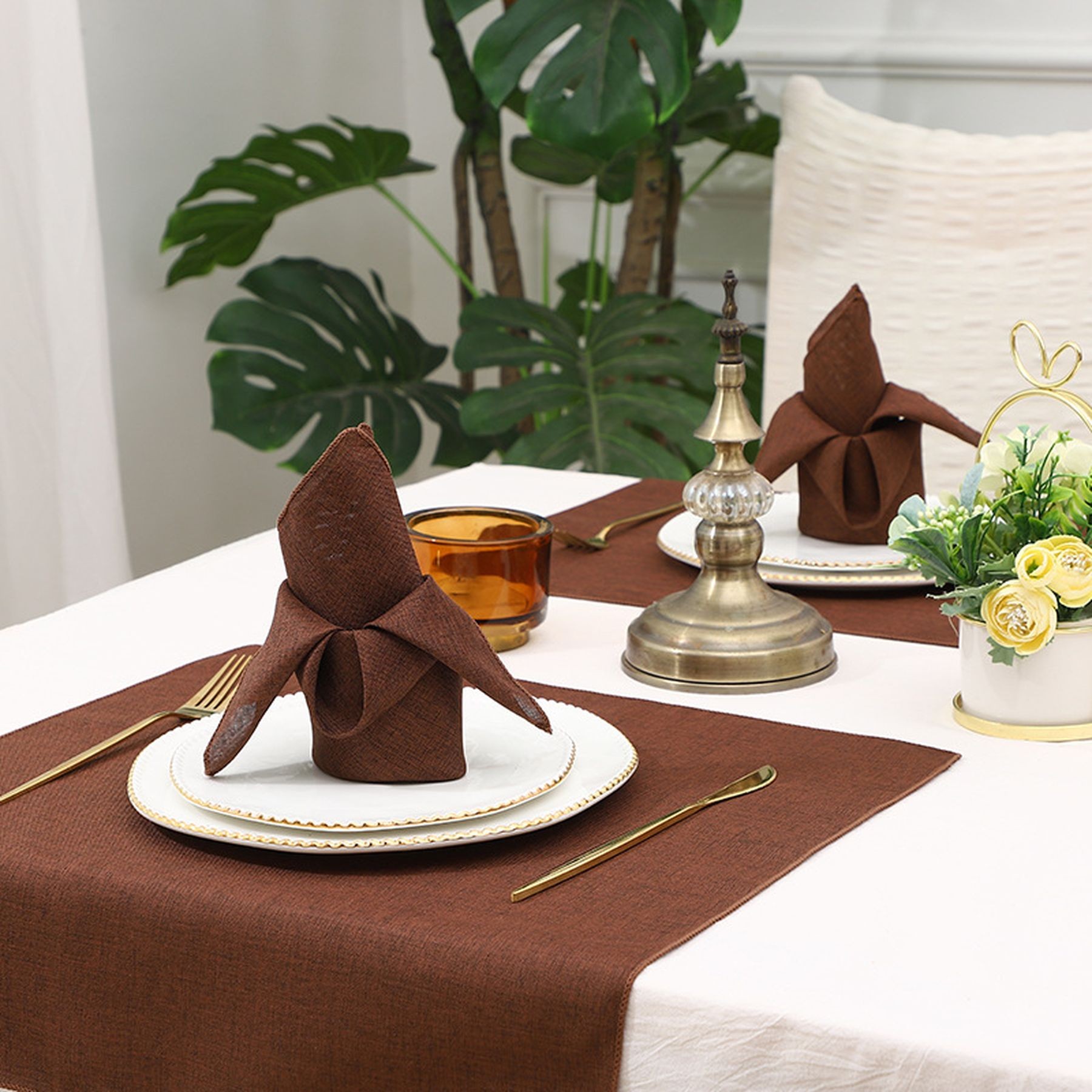 Polyester Dinner Napkins With Hemmed Edges 15
