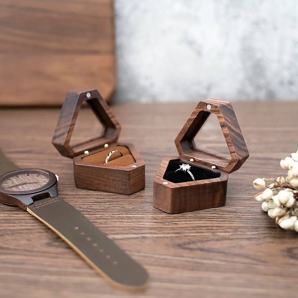 Wood Ring Box(Triangle Shape) 3