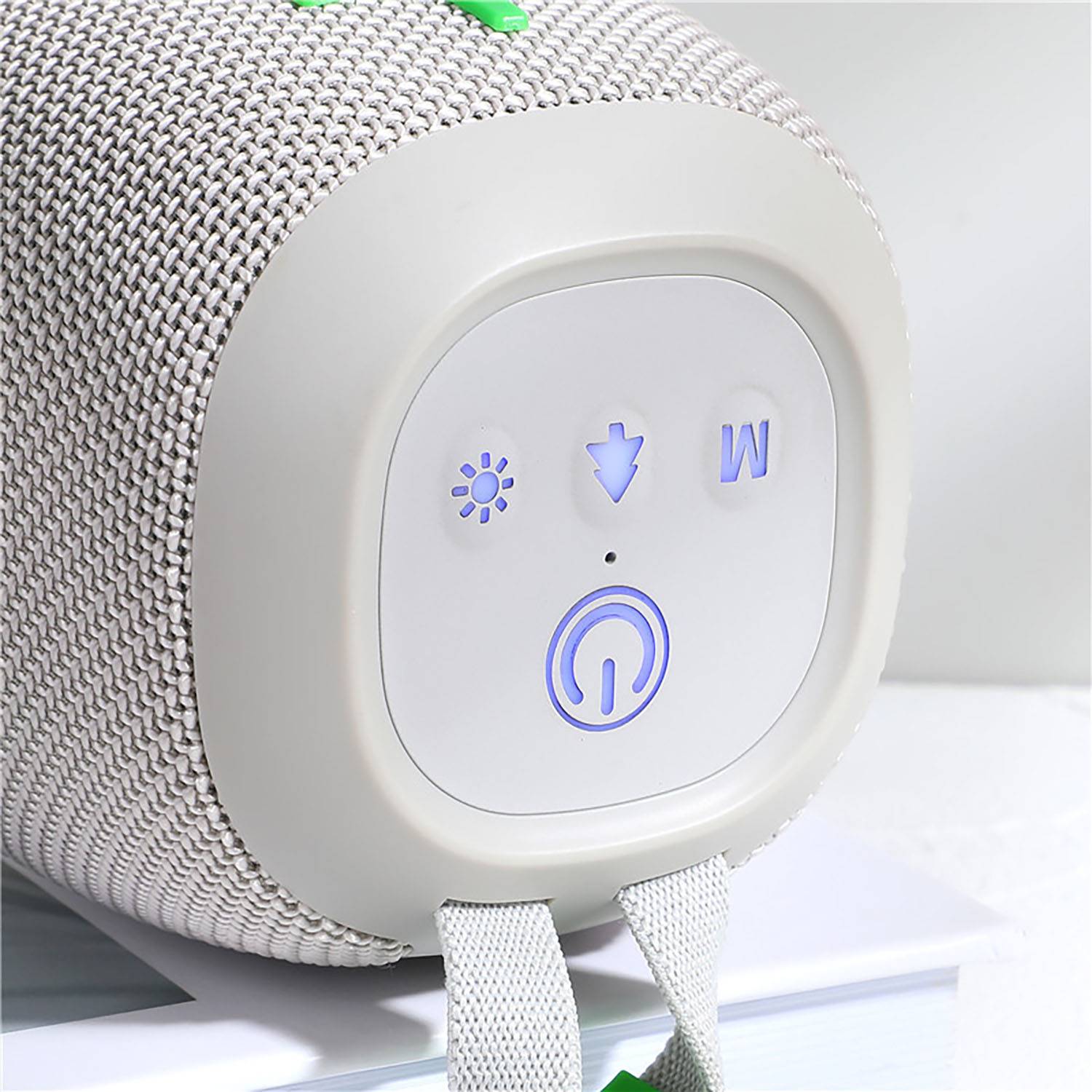 Mini Waterproof Plastic Wireless Speaker 9