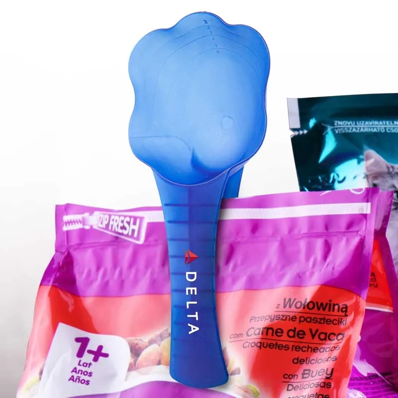 Recycled Pet Food Scoop and Bag Clip 7