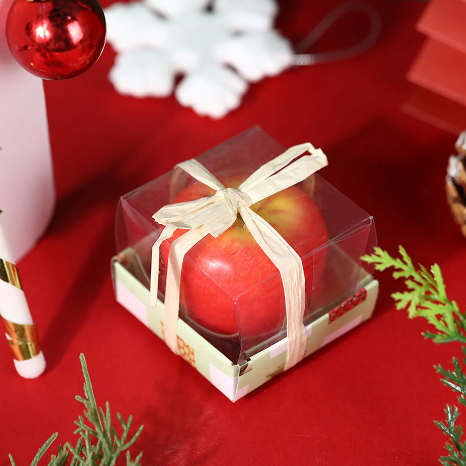 Apple Shaped Christmas Candle Gift 4